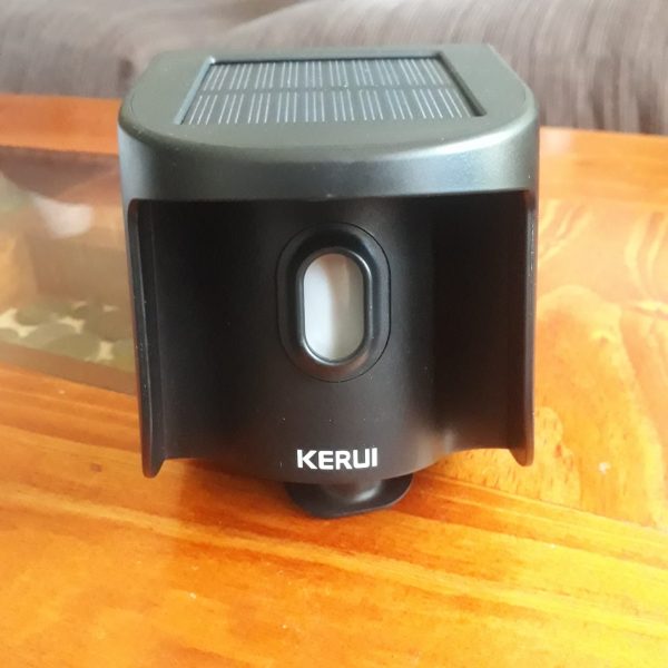 Sensor de movimiento solar